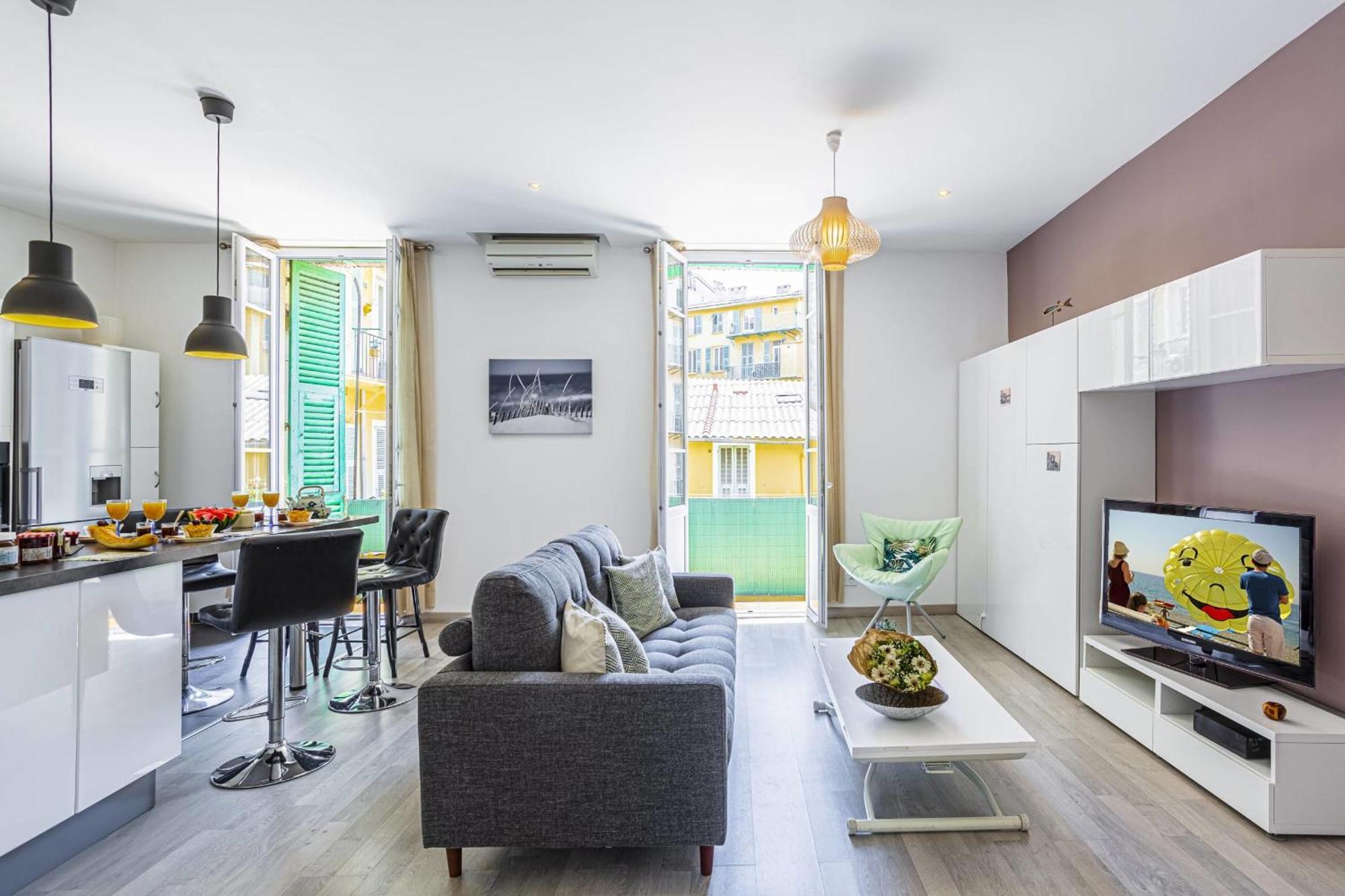 Guisol - Typical Nice 3 Bedroom Ac Near Port Ngoại thất bức ảnh